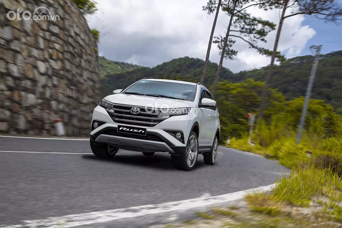 Bảng giá bán xe Toyota Rush​ cập nhật