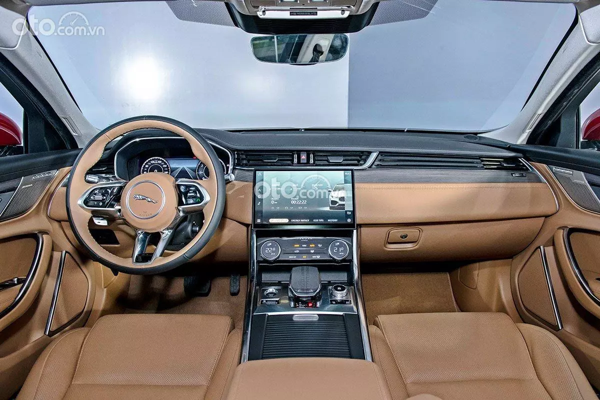 nội thất Jaguar XF.