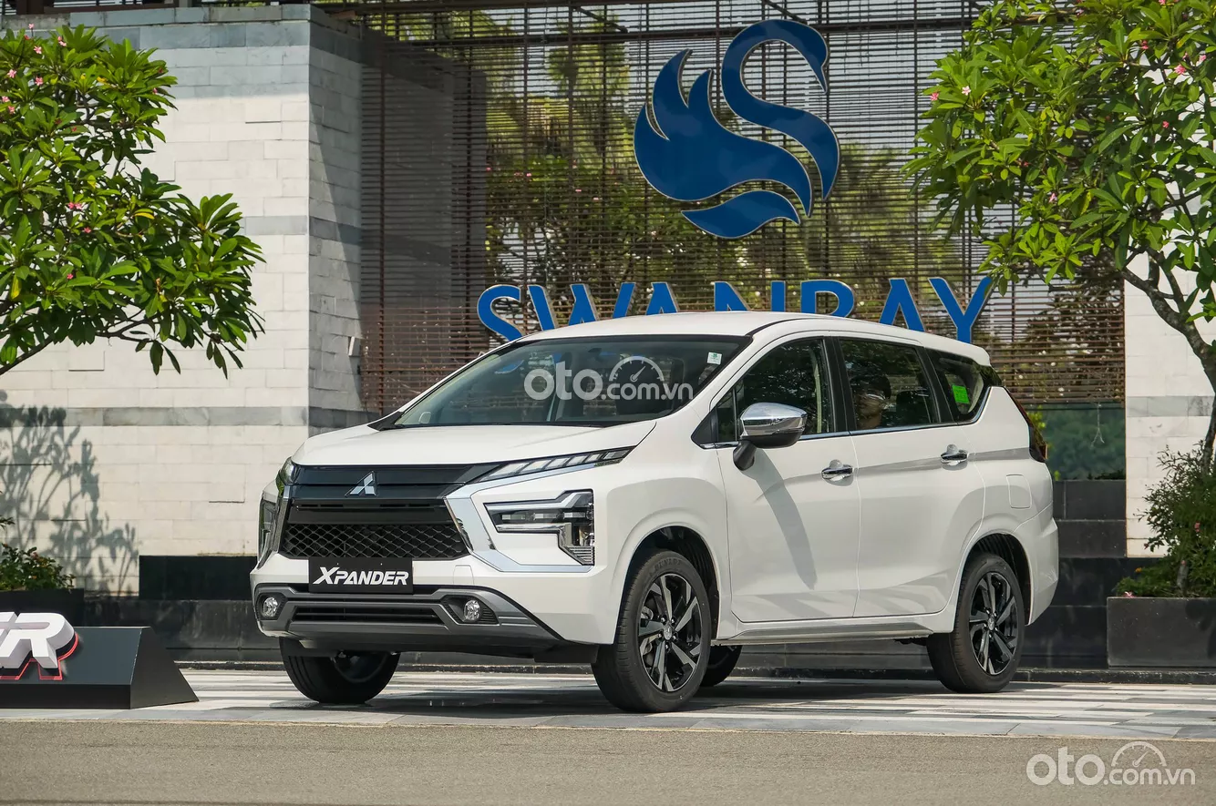 Giá xe Mitsubishi Xpander mới nhất tại Việt Nam.