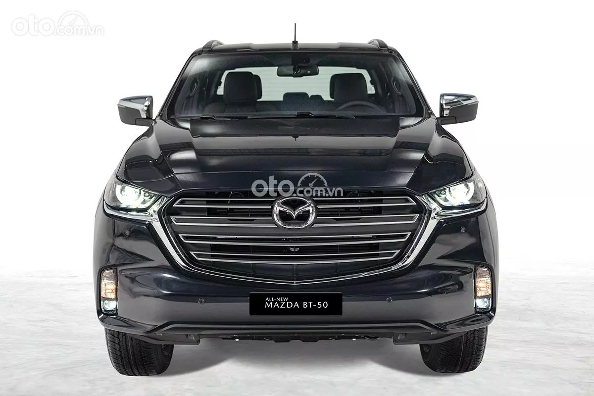 đầu xe Mazda BT-50 2021 .