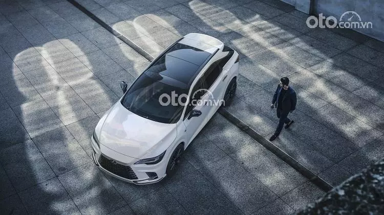 Thông tin tổng quan xe Lexus RX 500h F-Sport Performance.