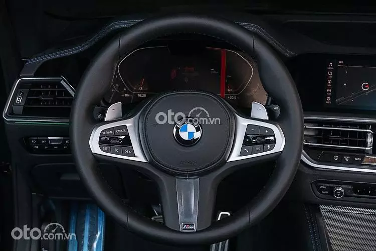 vô lăng xe BMW 430i Convertible 2021.