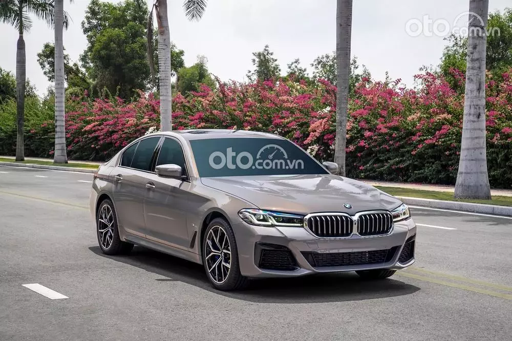 Giá xe BMW 530i mới nhất