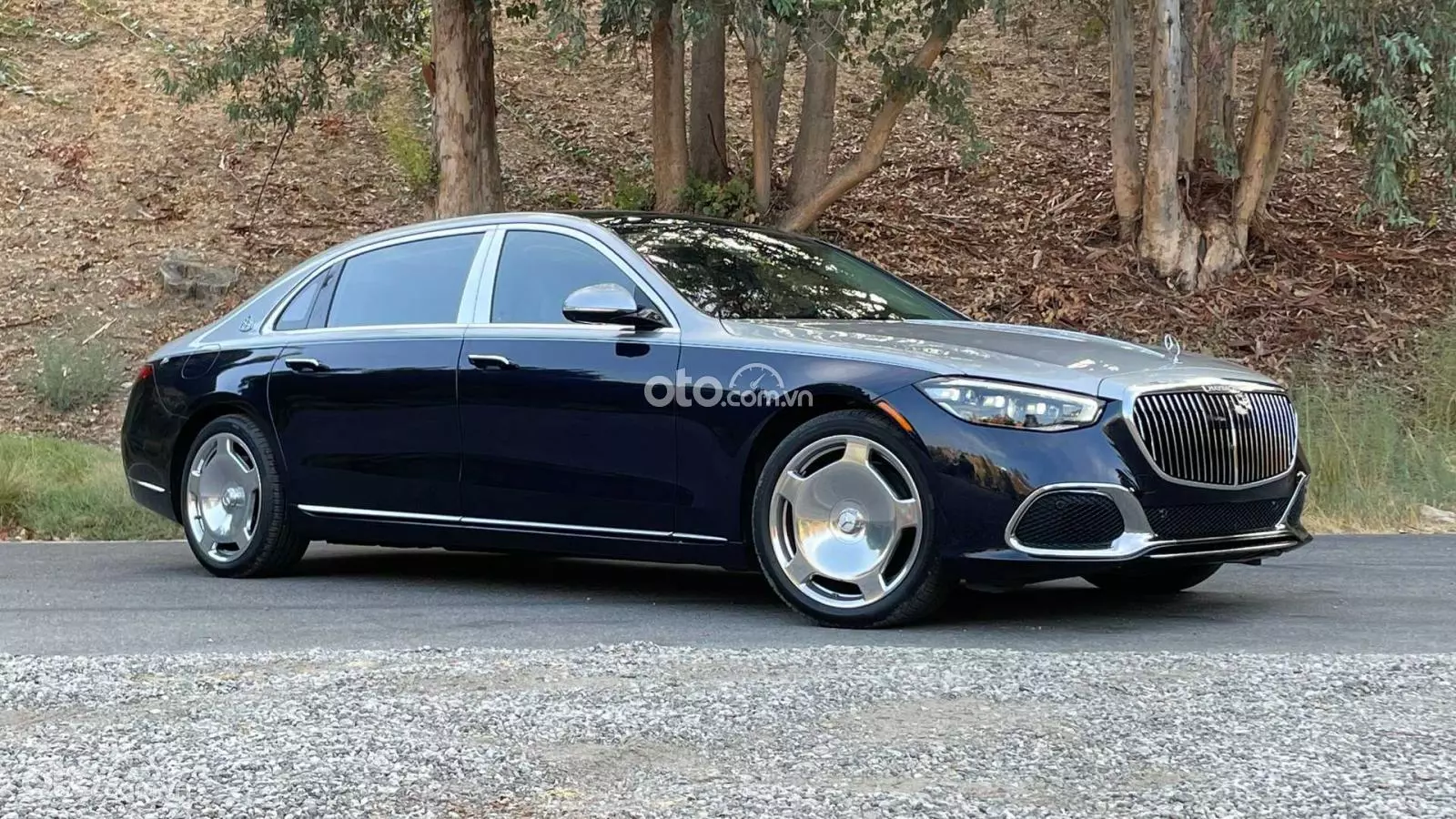 Giá xe Mercedes-Maybach S 580 2023 mới nhất.