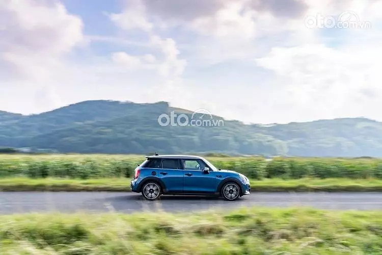 MINI One 2022