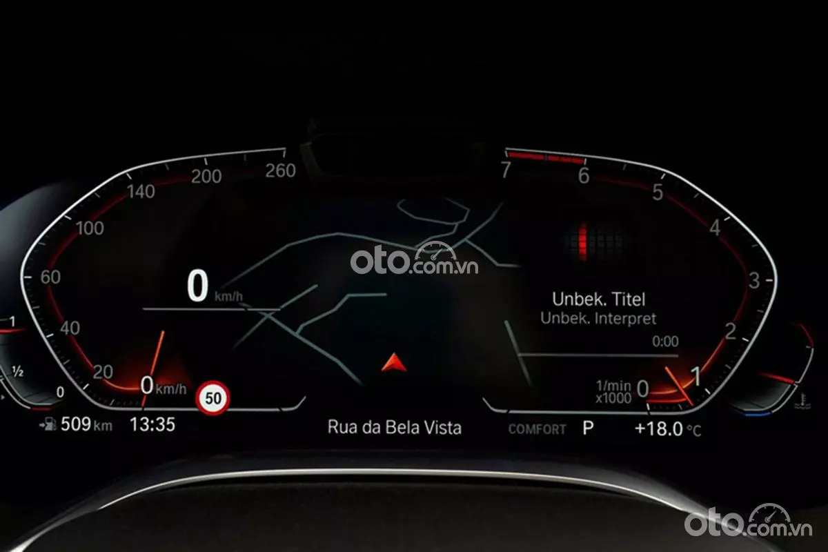 đồng hỗ kỹ thuật số trên BMW 740Li.