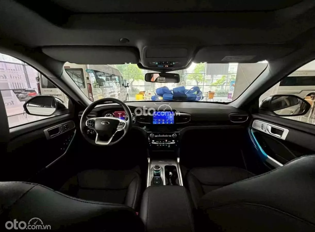 Không gian nội thất xe Ford Explorer Không gian nội thất xe Ford Explorer.