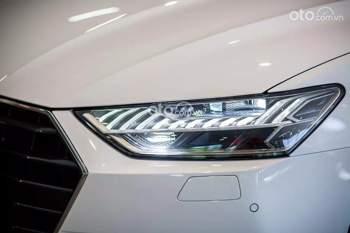 đèn xe Audi A7.