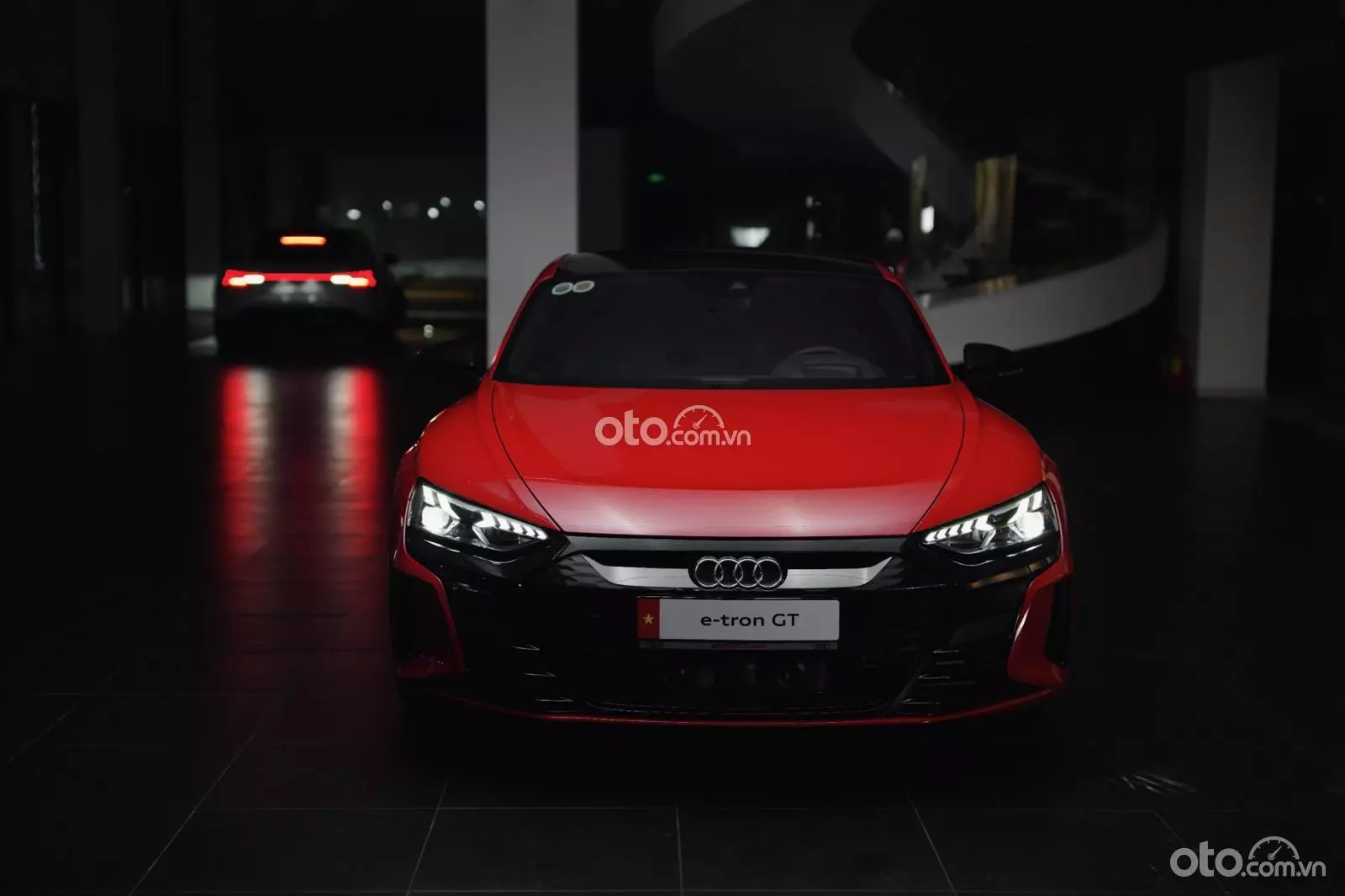 Audi e-tron GT 2022 sở hữu loạt công nghệ an toàn bậc nhất.