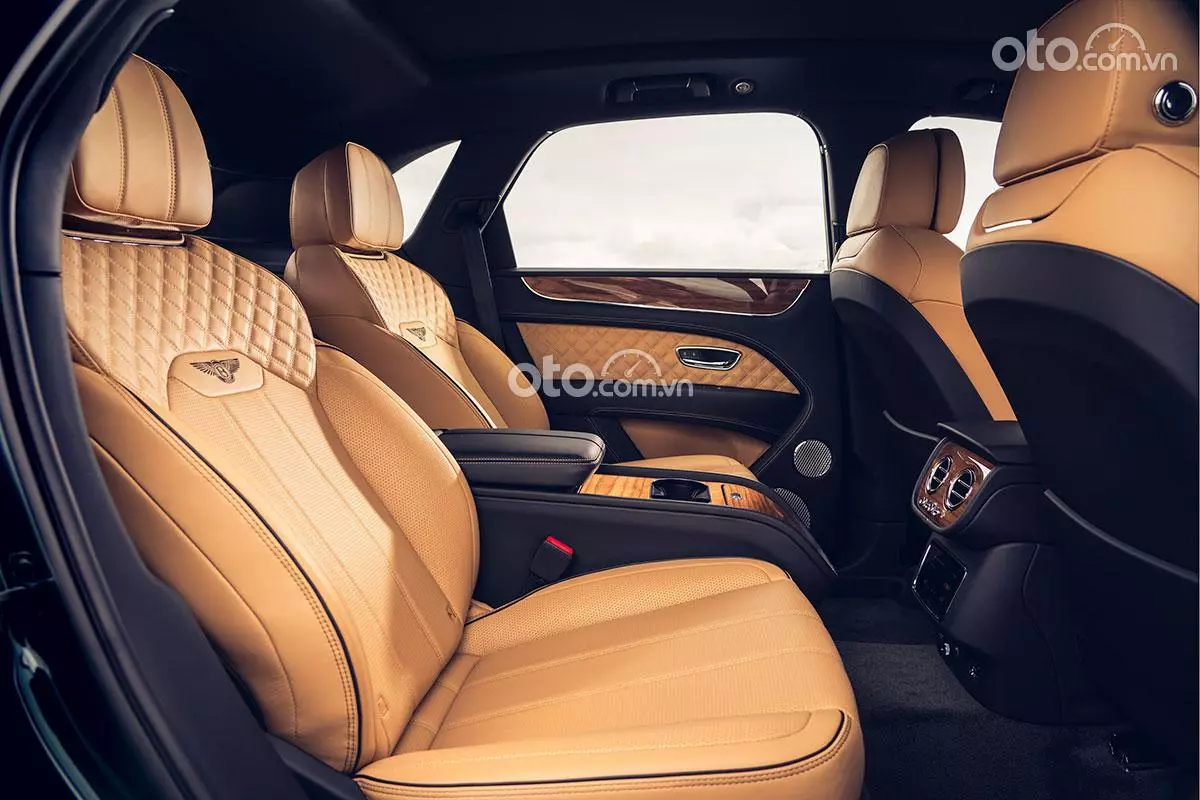 ghế sau của Bentley Bentayga.