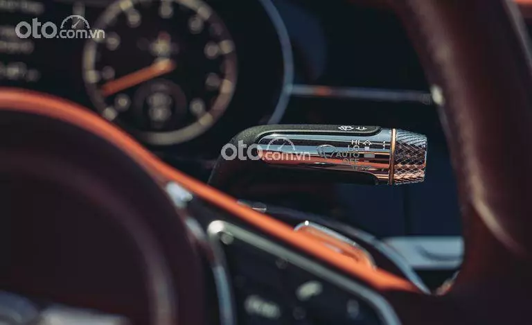 tiện ích xe Bentley Continental 2021-2022