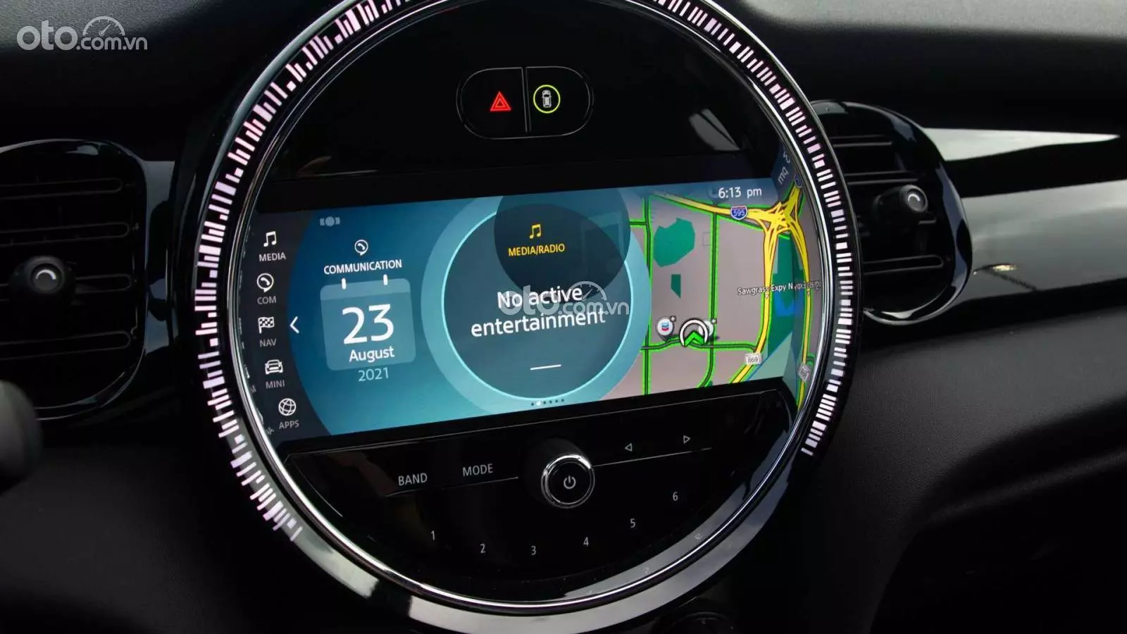 màn hình giải trí MINI Convertible 2021.