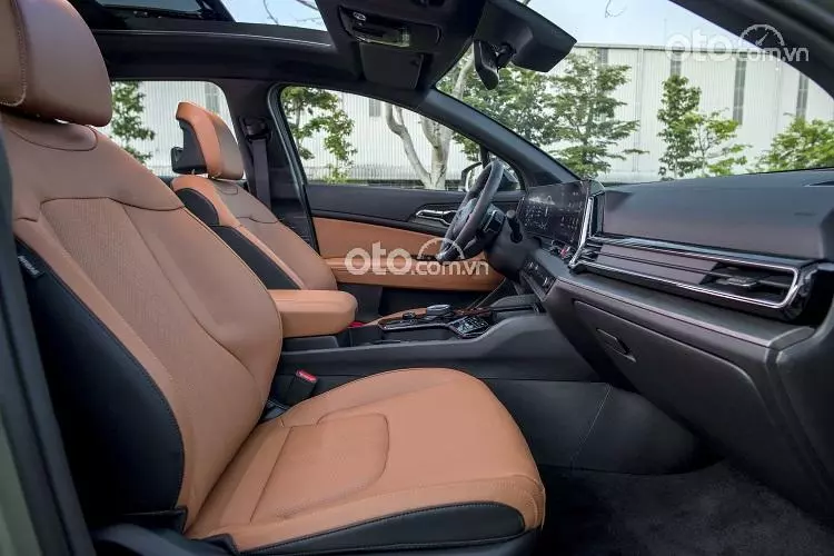Ghế xe KIA Sportage 2022 bọc da cao cấp.