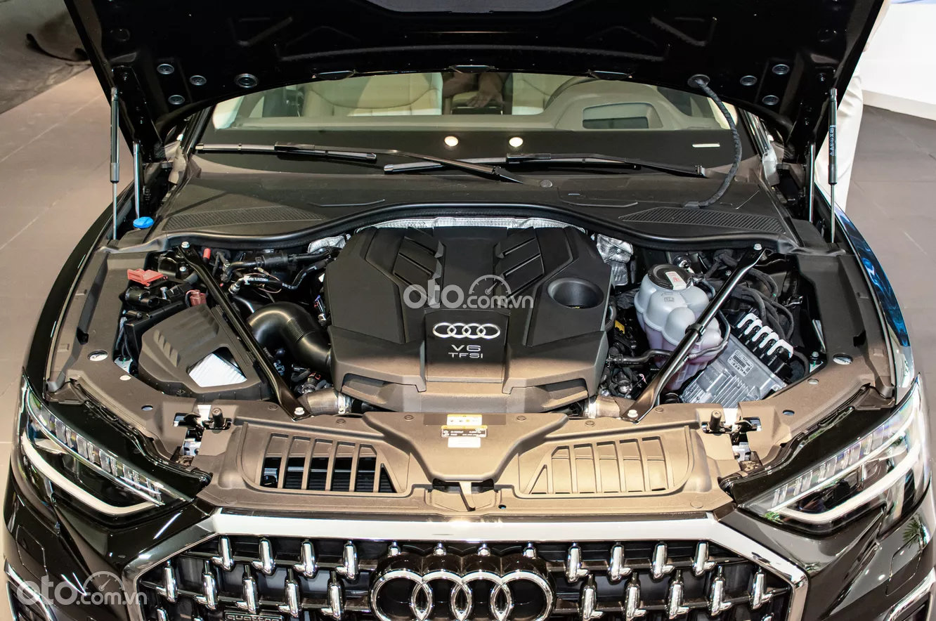 Động cơ xe Audi A8 2022.