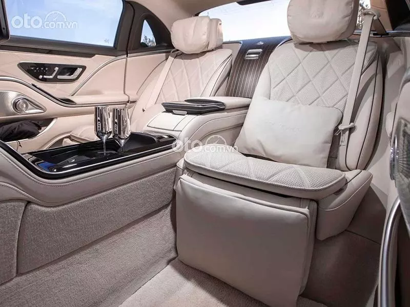 Mercedes-Maybach S 680 4Matic 2023 tràn ngập công nghệ hiện đại4.