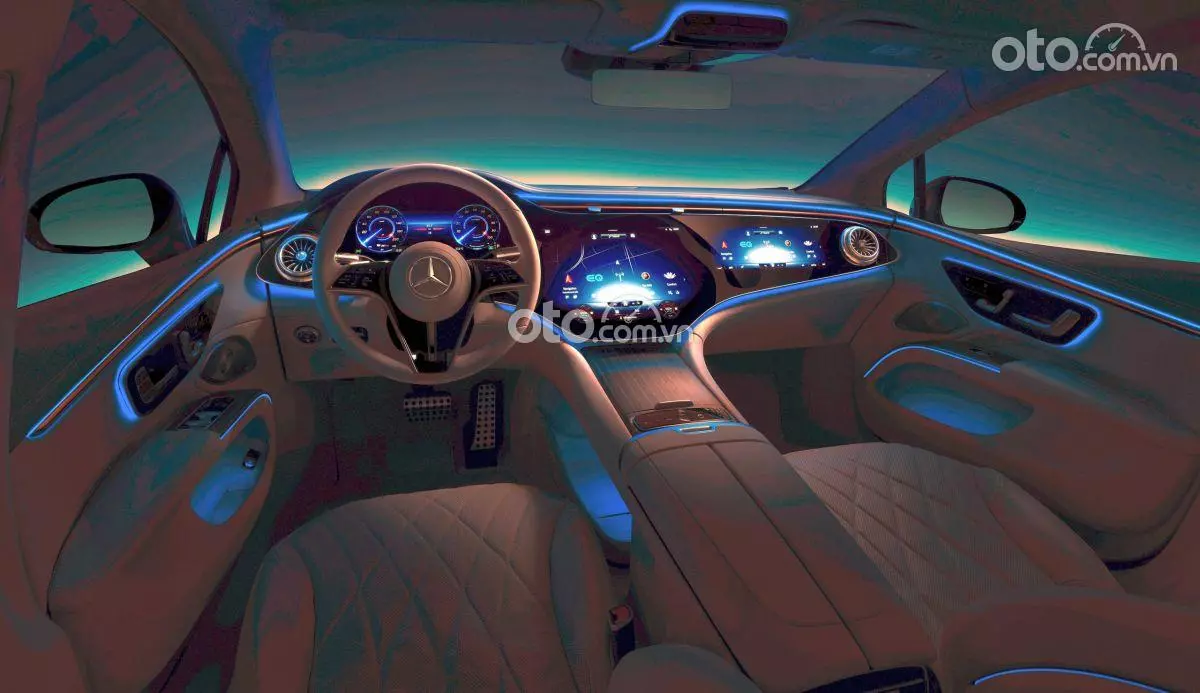 Hệ thống đèn viền nội thất bên trong xe Mercedes-Benz EQS 2022.
