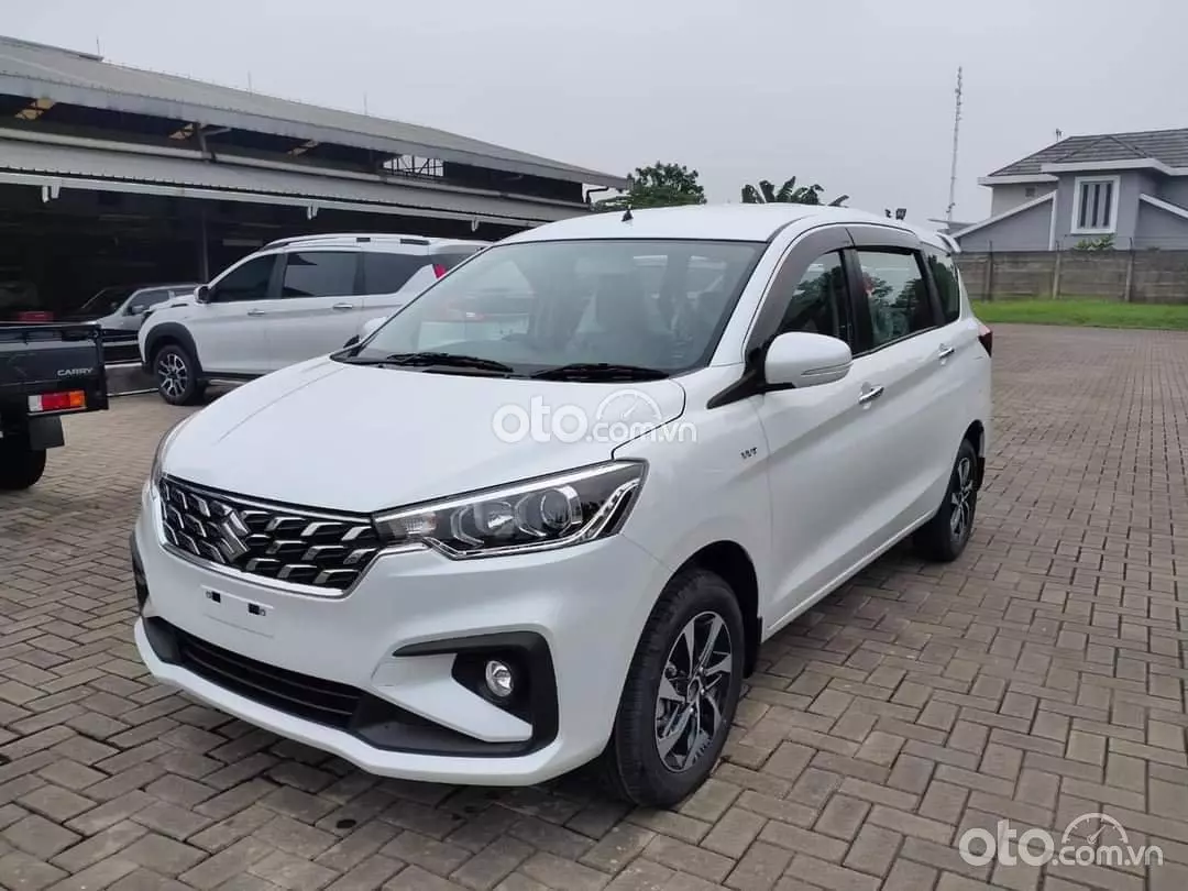 Giá xe Suzuki Hybrid Ertiga tháng 9/2022.