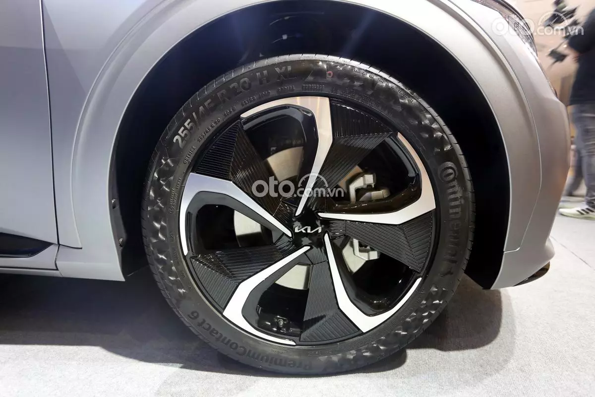la-zang xe KIA EV6 2022.