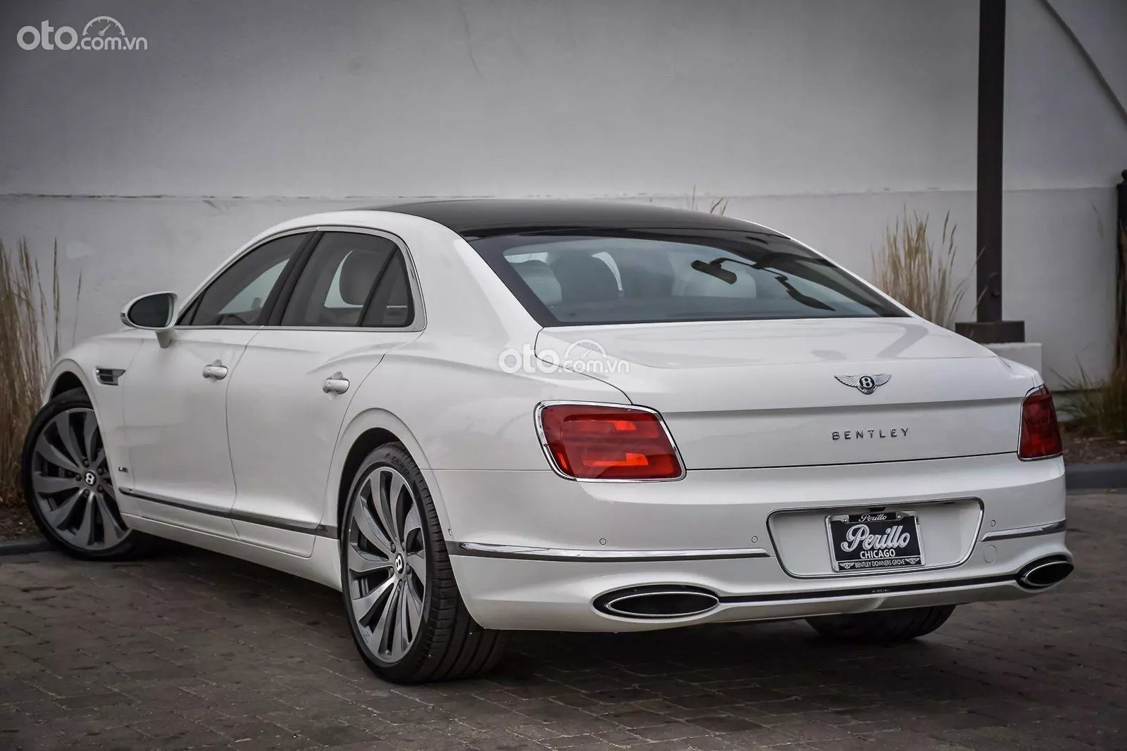 Bentley Flying Spur1.