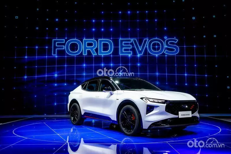 Giá xe Ford Evos 2022.
