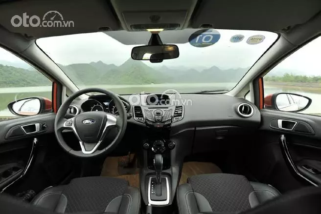 Nội thất Ford Fiesta.