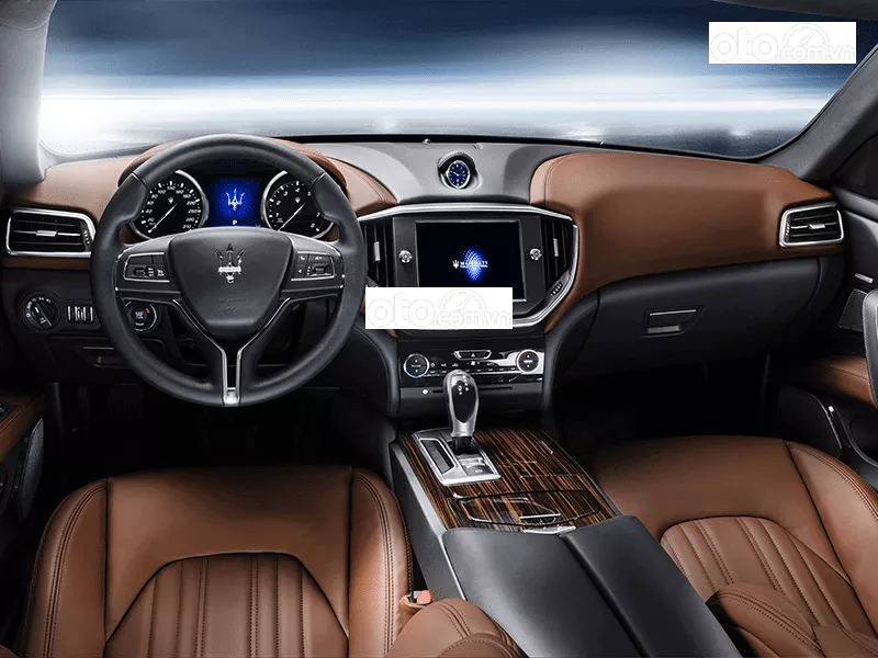 Nội thất Maserati Ghibli 2021.