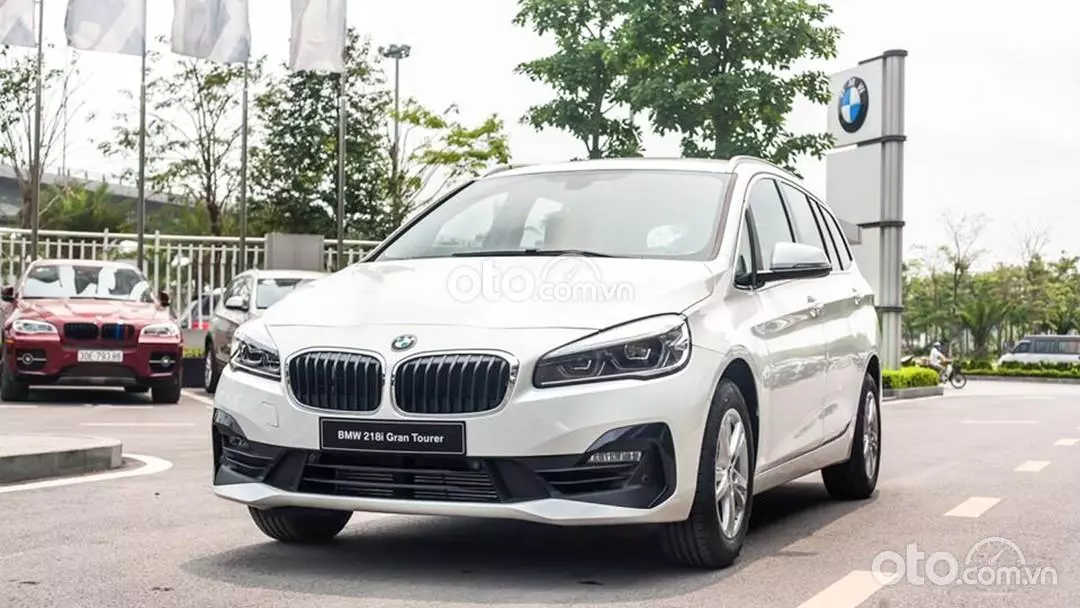 Giá xe BMW 218i mới nhất.