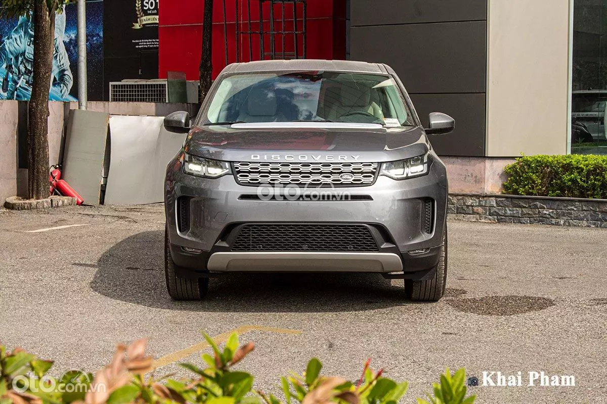 Ngoại thất xe Land Rover Discovery Sport.