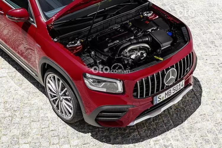 động cơ xe Mercedes-AMG GLB 35 4MATIC.
