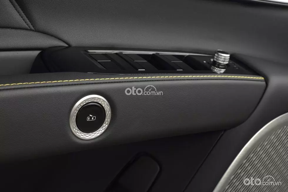 tiện ích xe Maserati Grecale.