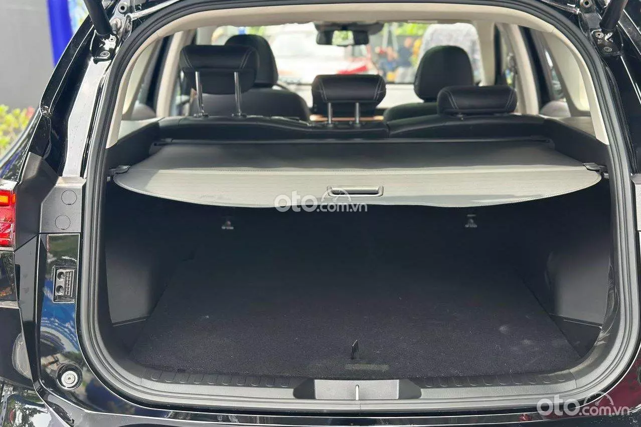 Cốp xe Haval H6.