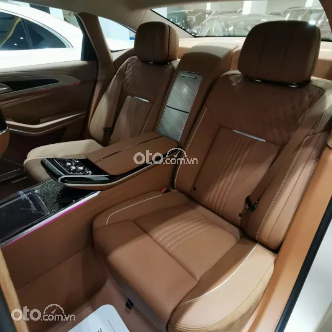Ghế xe Hongqi H9.