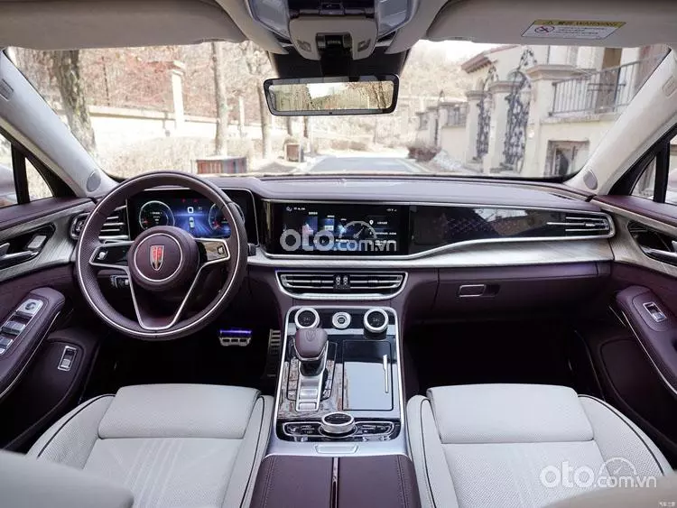Nội thất xe Hongqi H9 2022.