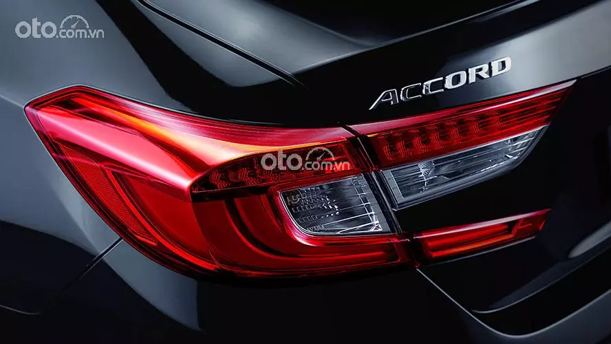 đèn hậu xe Honda Accord 2022