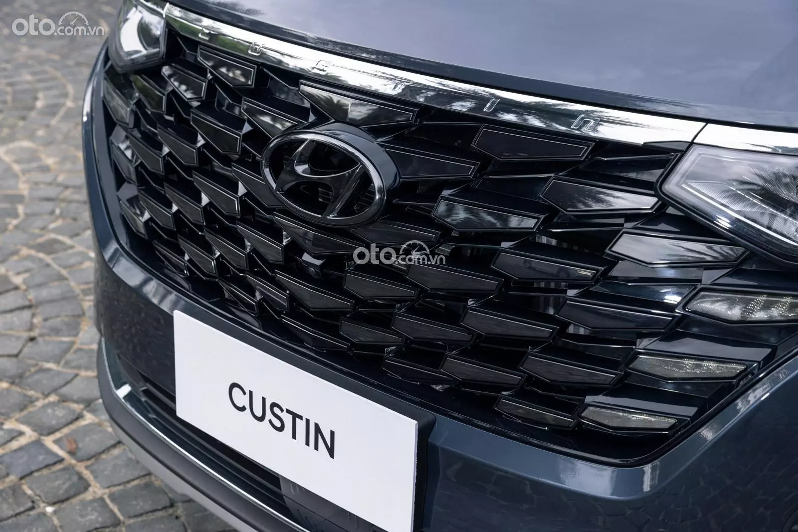 Lưới tản nhiệt xe Hyundai Custin Lưới tản nhiệt xe Hyundai Custin .