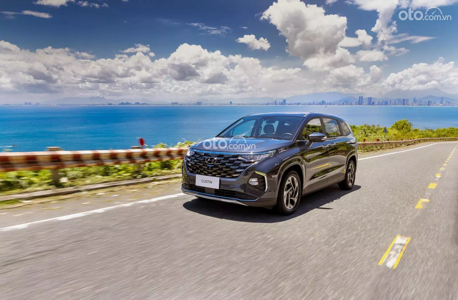 Vận hành Hyundai Custin Vận hành Hyundai Custin.