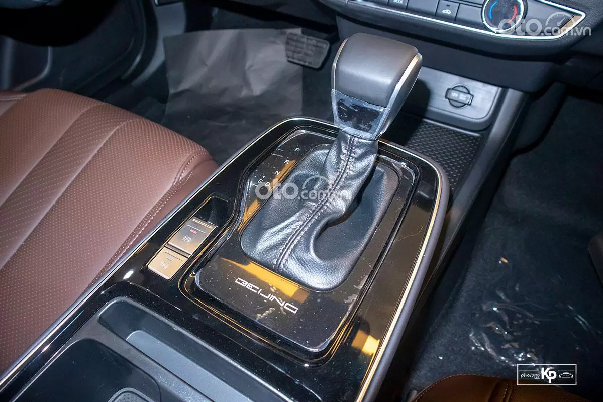 Phanh tay điện tử tích hợp giữ phanh Auto Hold Phanh tay điện tử tích hợp giữ phanh Auto Hold.