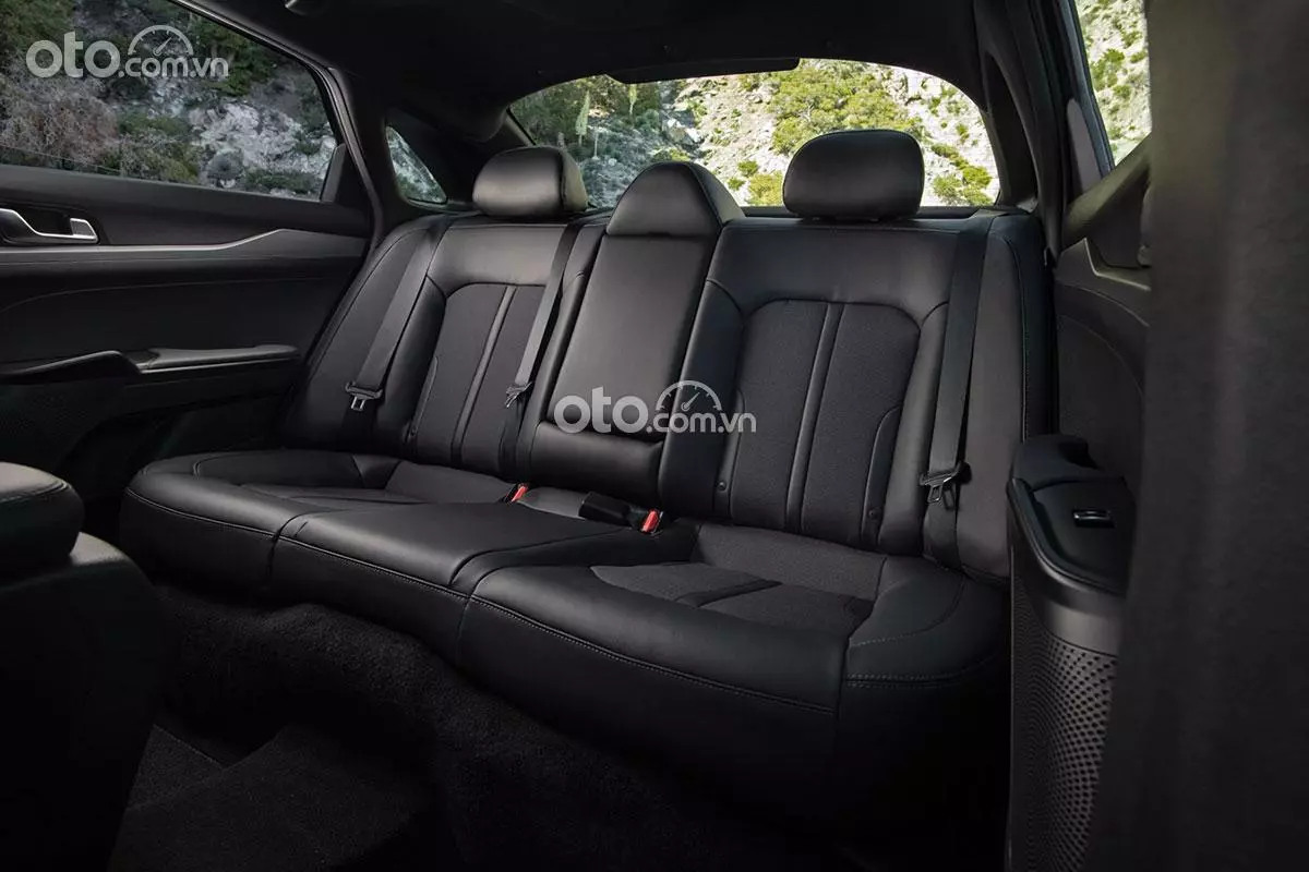 hàng ghế sau KIA K5 2021 hàng ghế sau KIA K5 2021.