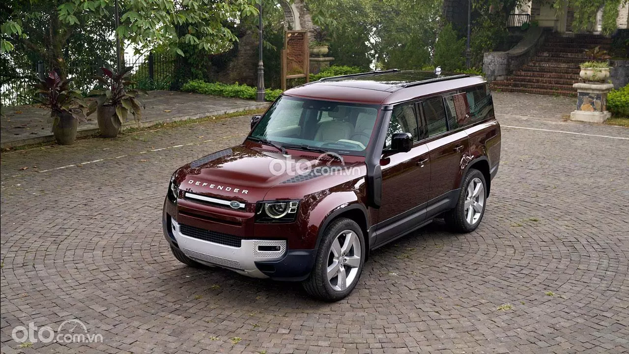 Land Rover Defender 130 ra mắt Việt Nam, 5 phiên bản, giá cao nhất hơn 7,9 tỷ đồng