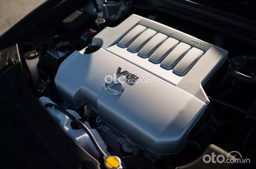 Động cơ Lexus ES 2021.