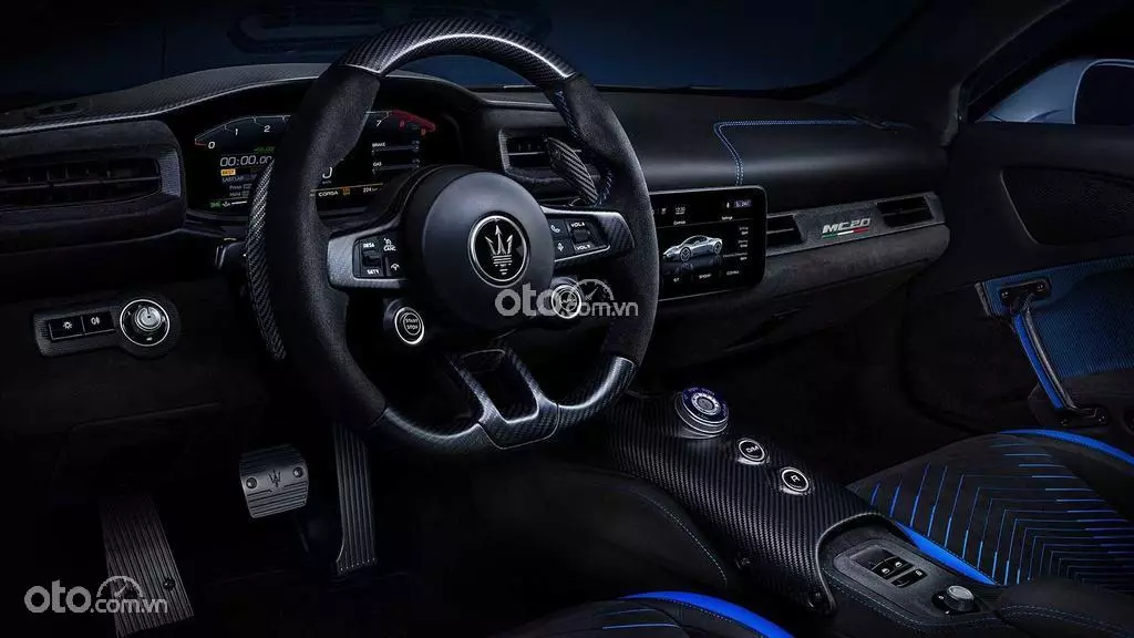 Nội thất Maserati MC20 2022.
