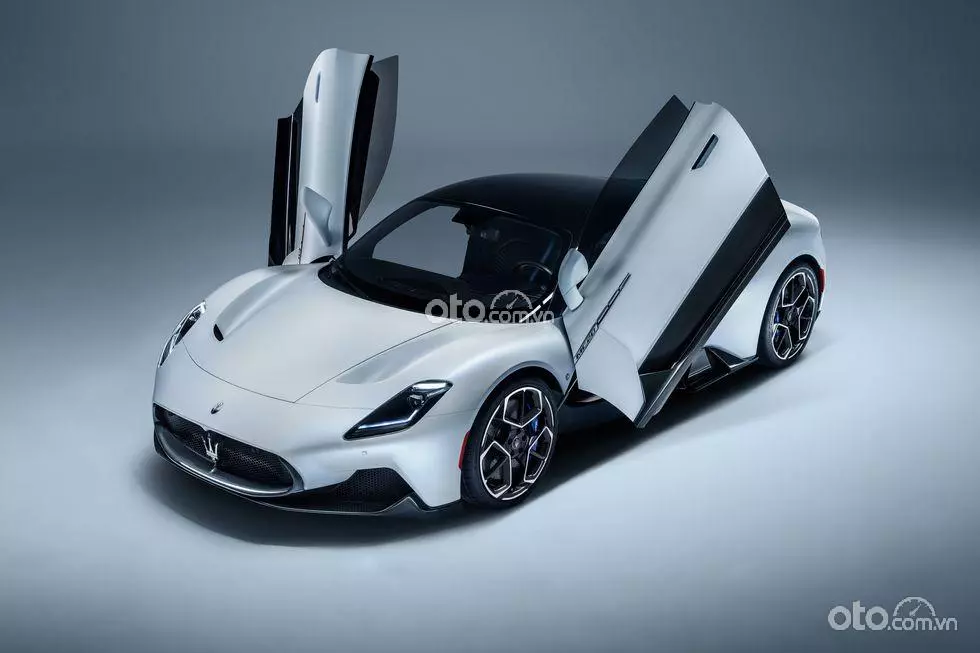 cửa xe Maserati MC20.