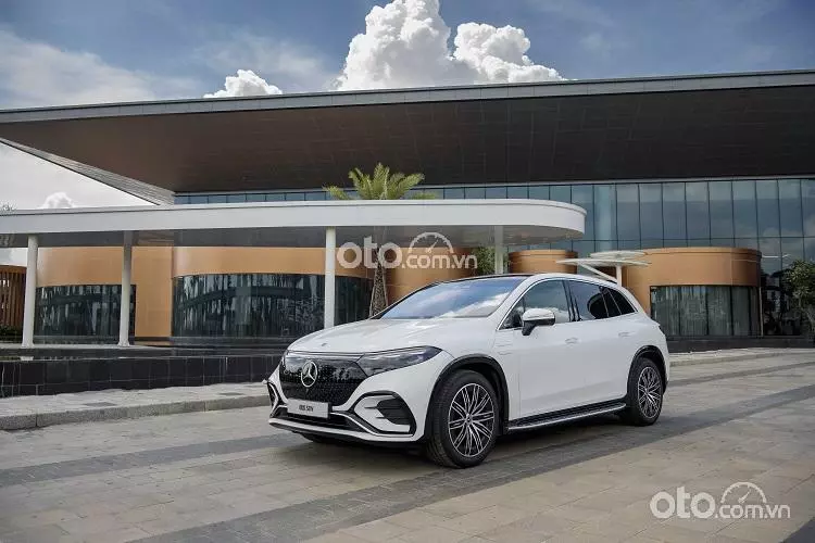 Thông tin xe Mercedes-Benz EQS 500 4Matic.