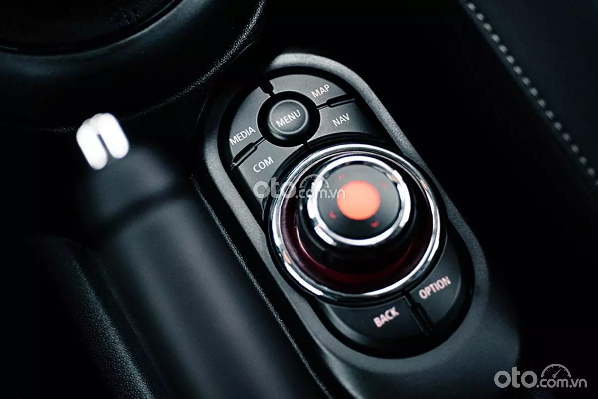 cần số xe MINI One.