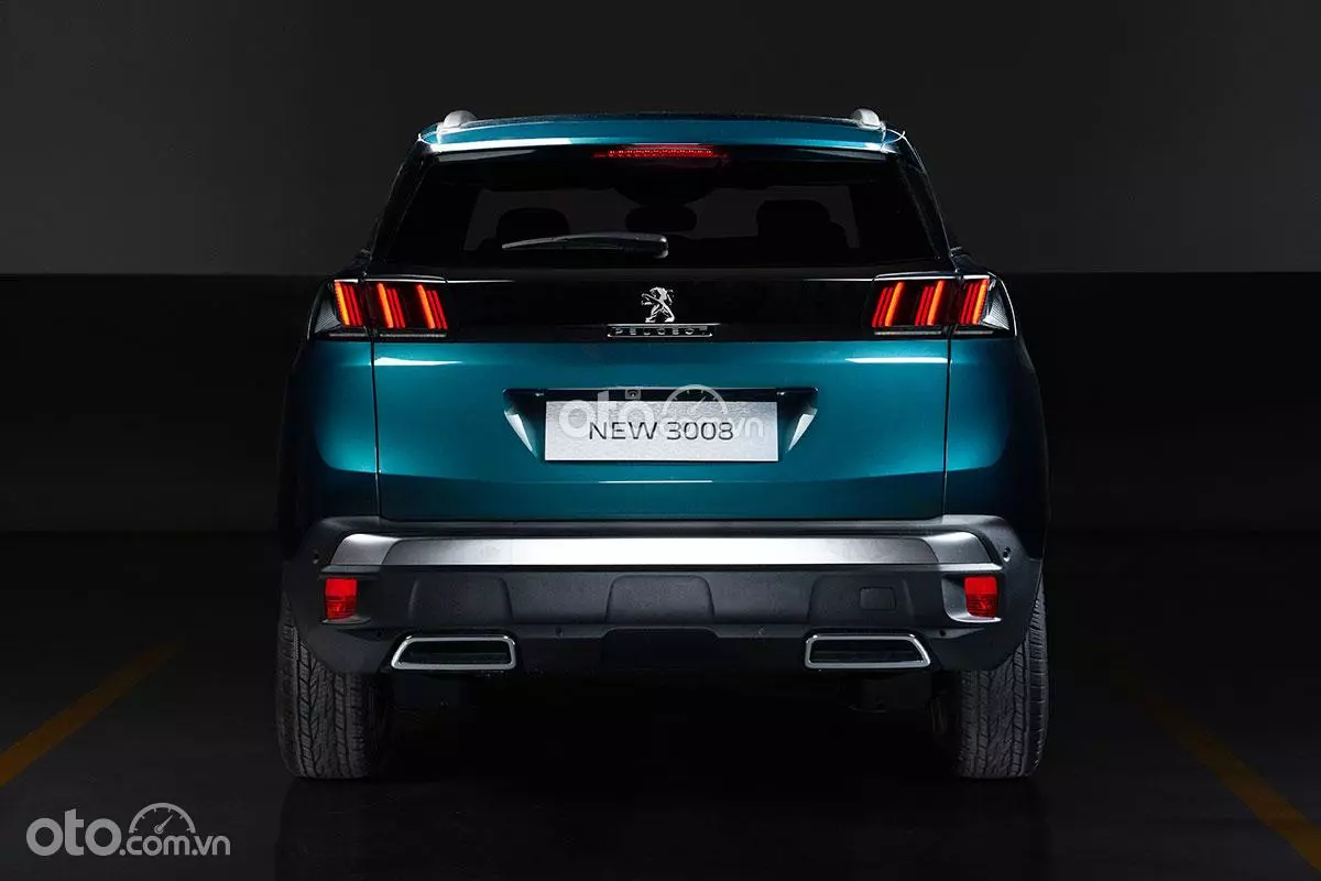 đuôi xe Peugeot 3008 2021 mới nhất.