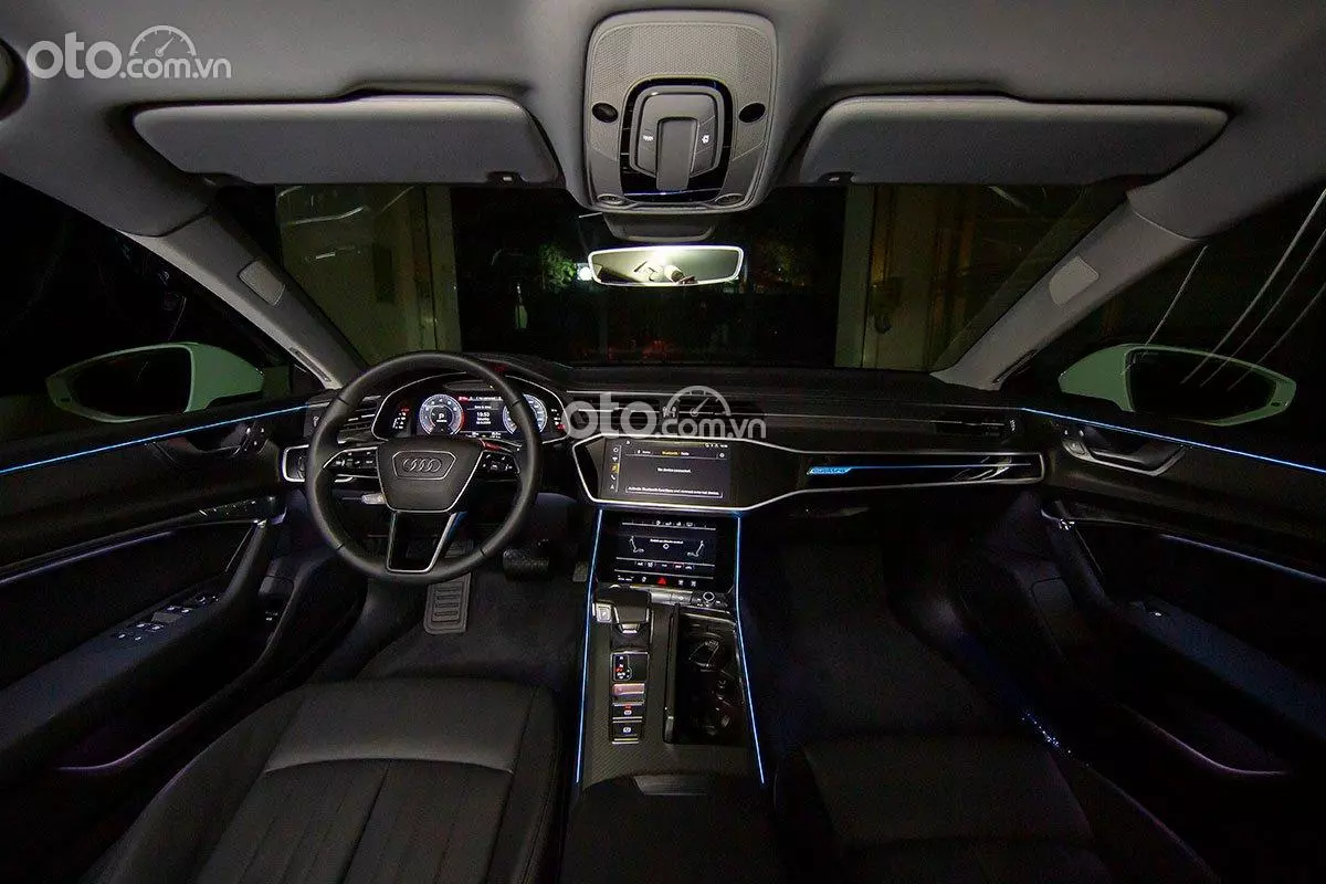 Nội thất xe Audi A7.