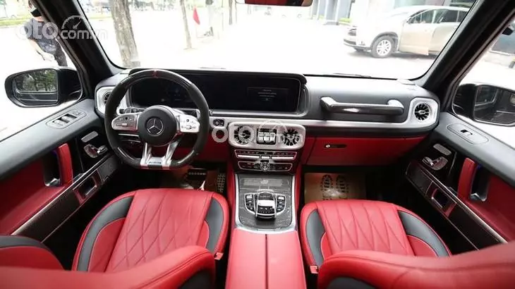 khoang nội thất xe Mercedes-AMG G63.