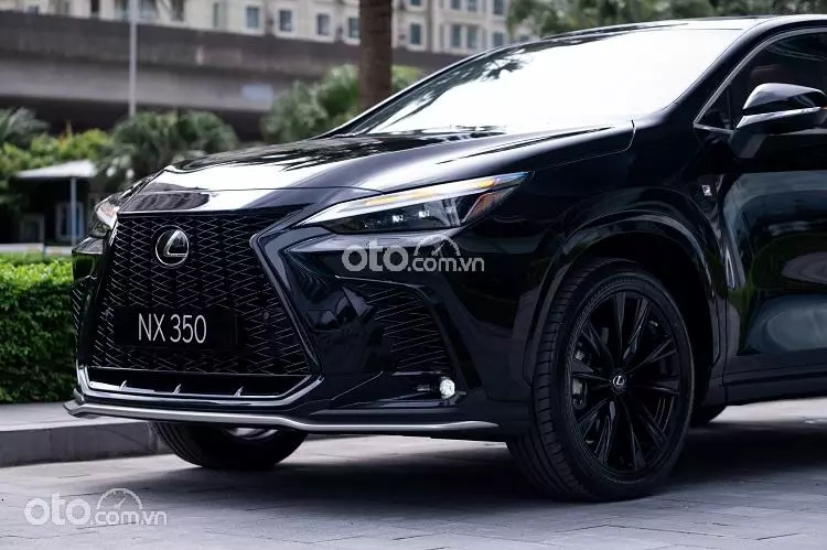 đèn chiếu sáng trước của xe Lexus NX 350 đèn chiếu sáng trước của xe Lexus NX 350.