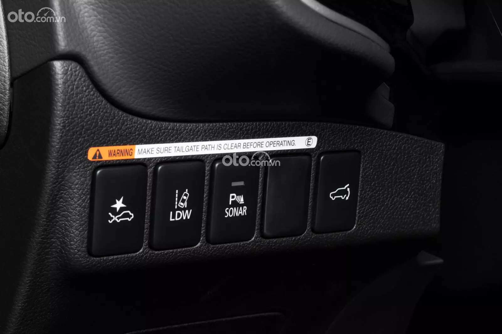 trang bị xe Mitsubishi Outlander 2022 .....