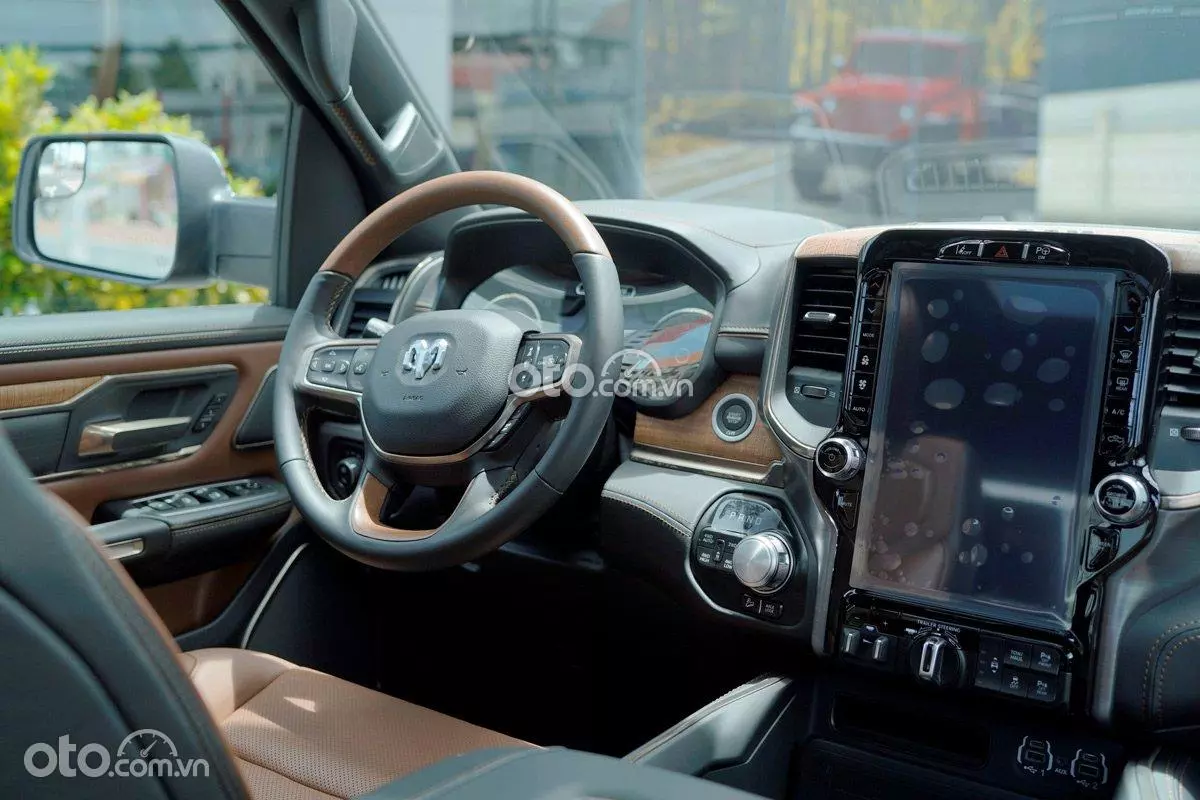 Nội thất RAM 1500 2021.